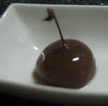 molecular gastronomy recipe for chocolate cherry spherical ravioli de cereza 